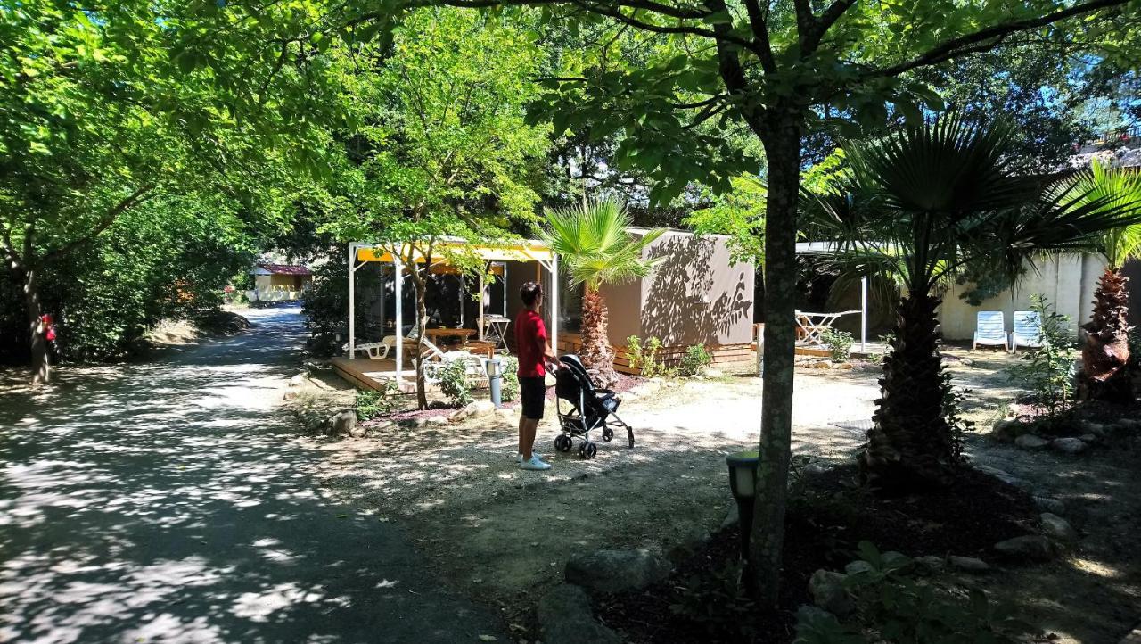 Camping Des Alberes Laroque-des-Alberes Exterior photo
